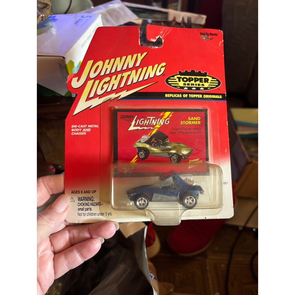 Johnny Lightning Topper Series Sand Stormer Blue Die-Cast Car 1:64 2000 104-02